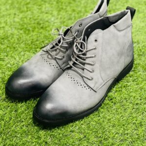 Causal smart shoes 👞 / boots Now instock